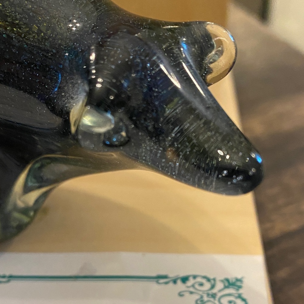 Grizzly Bear Sculpture - Black and Gold - Picture 2 of 6